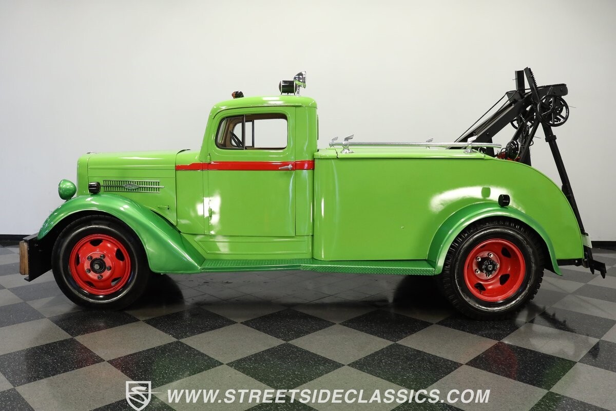 Indiana-Wrecker-1936-Pickup-Truck-2