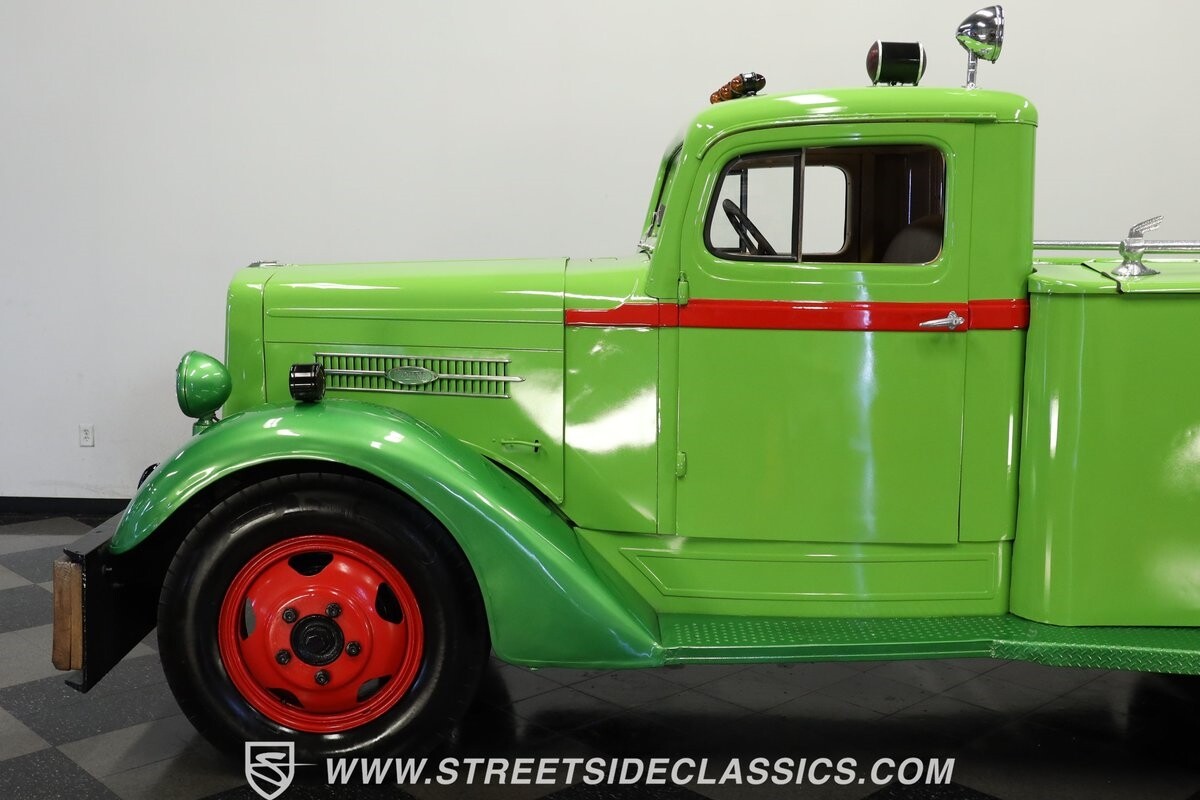 Indiana-Wrecker-1936-Pickup-Truck-22