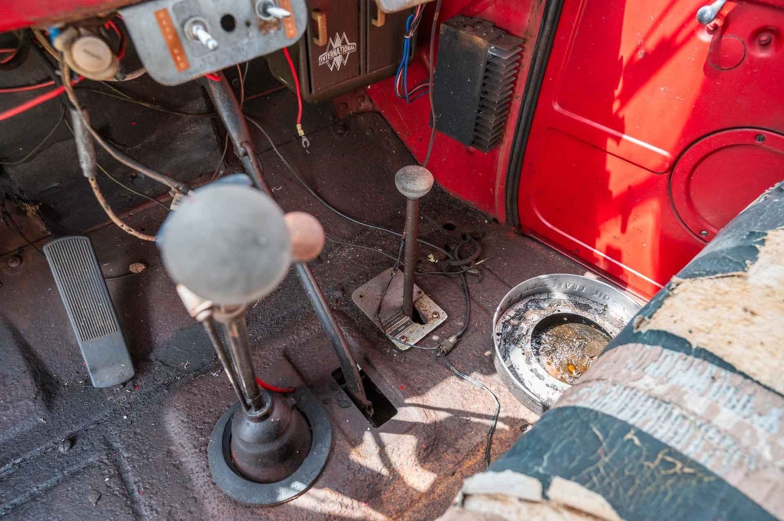 International-Fire-Truck-1951-2-Door-32