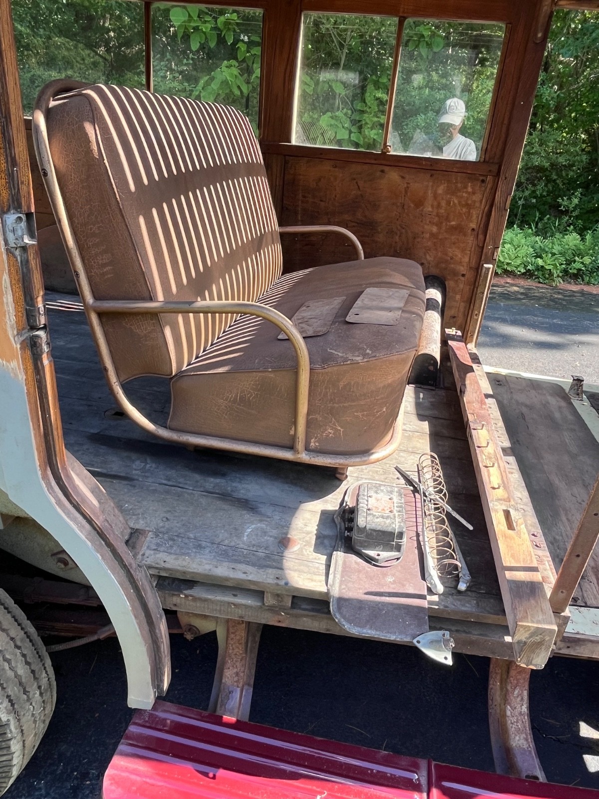International-Harvester-12-Ton-Statin-Wagon-1941-WOODIE-STATION-WAGON-10
