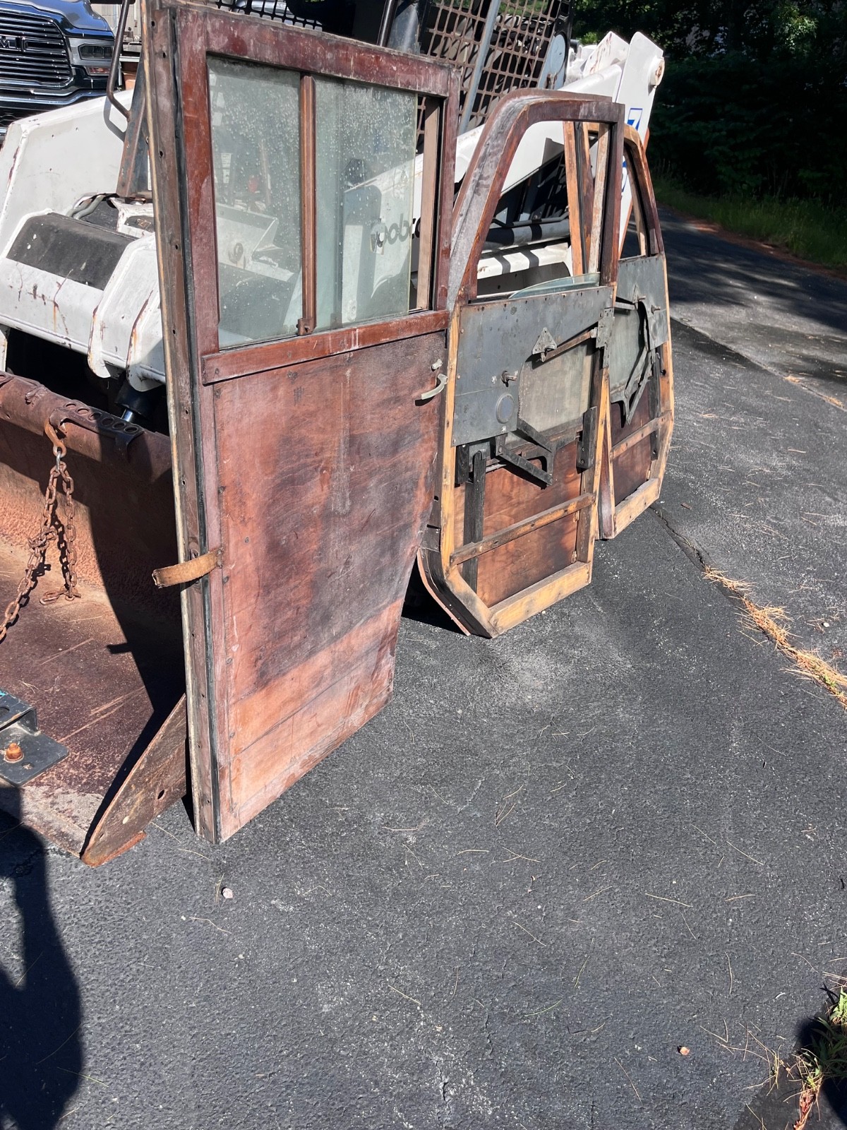 International-Harvester-12-Ton-Statin-Wagon-1941-WOODIE-STATION-WAGON-8