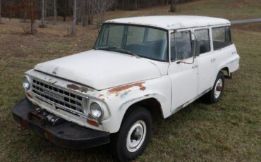 International-Harvester-1200-Travelall-1965-SUV-10