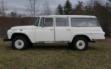 International-Harvester-1200-Travelall-1965-SUV-12