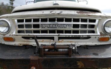 International-Harvester-1200-Travelall-1965-SUV-21