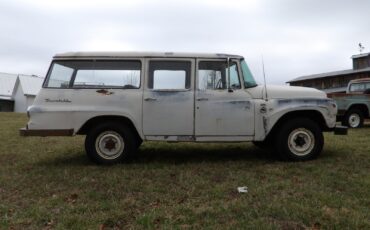 International-Harvester-1200-Travelall-1965-SUV-4