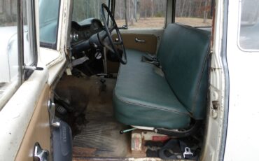 International-Harvester-1200-Travelall-1965-SUV-6