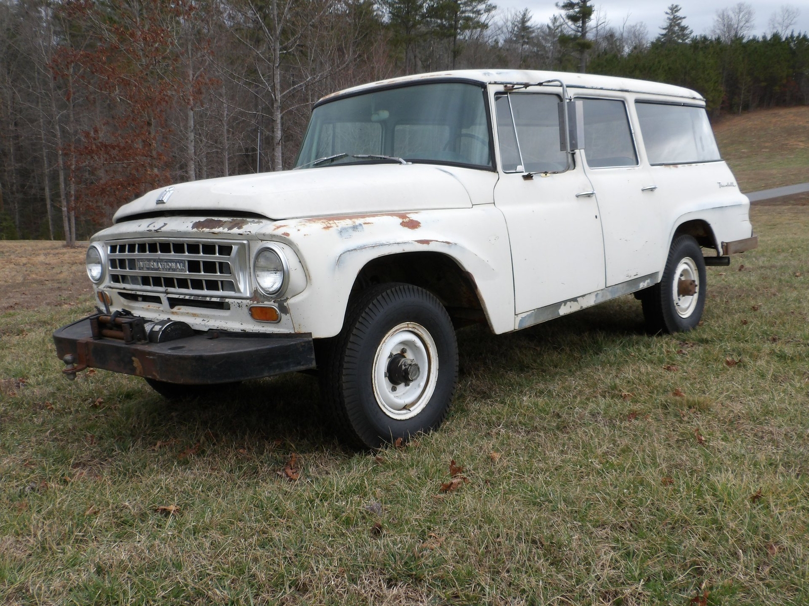 International-Harvester-1200-Travelall-1965-SUV-9