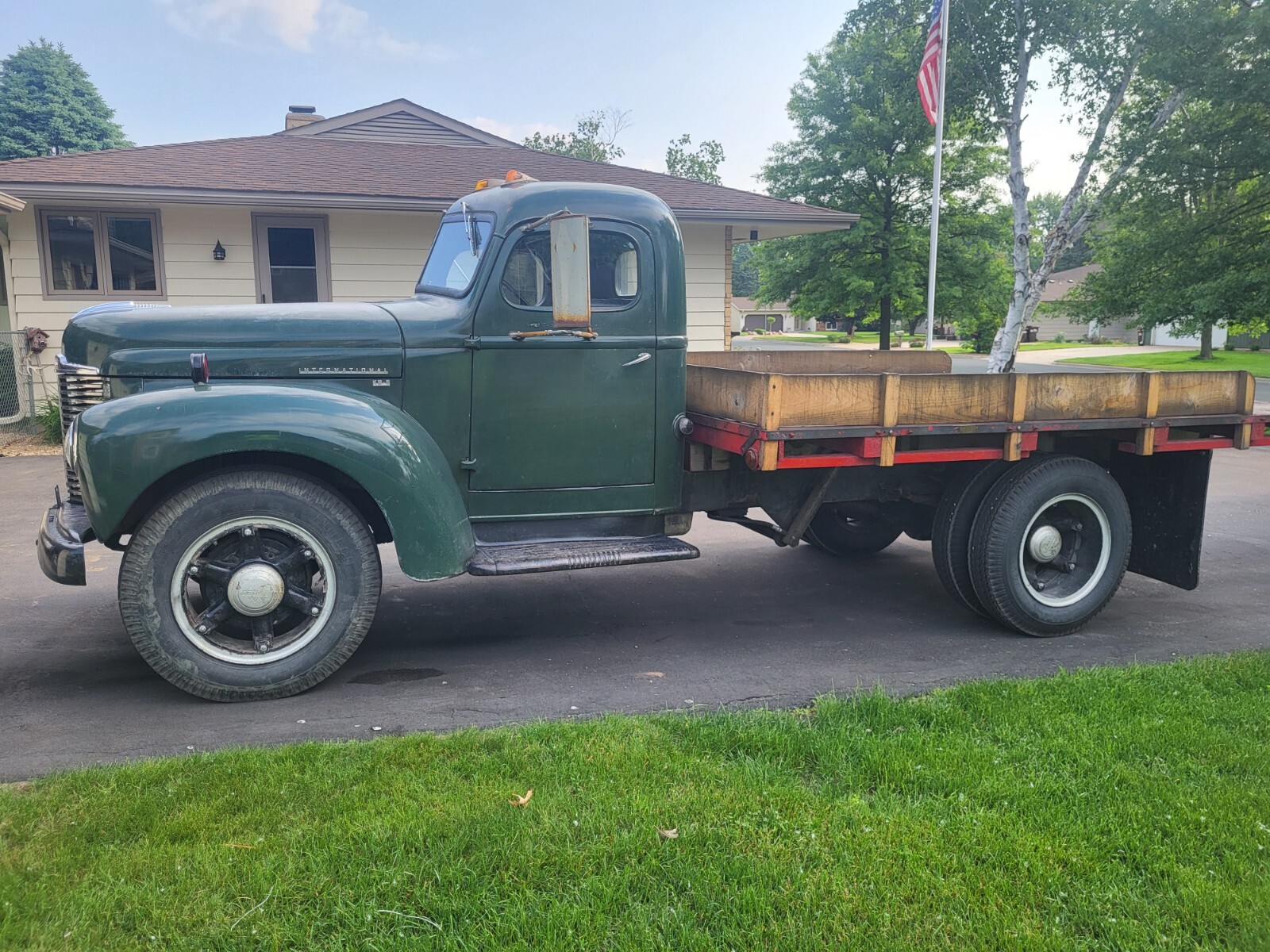 International-Harvester-KB5-1949-3