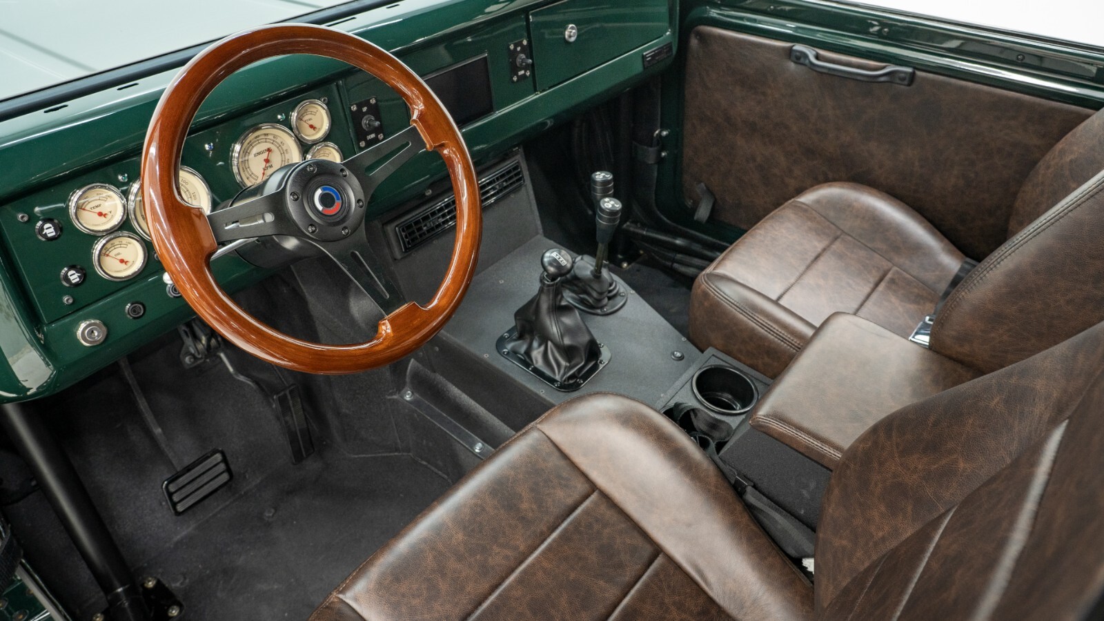 International-Harvester-Scout-1971-SUV-12