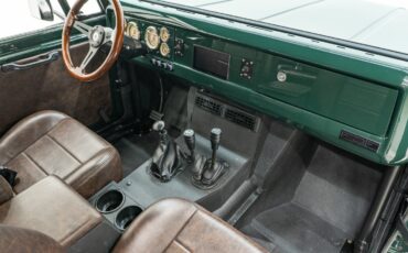 International-Harvester-Scout-1971-SUV-15