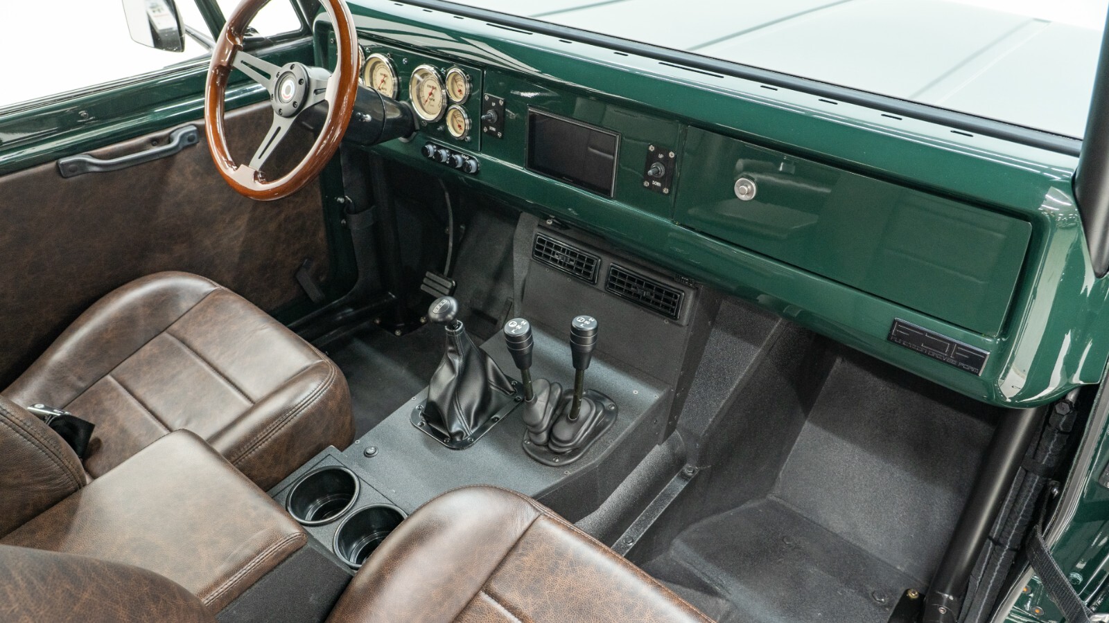 International-Harvester-Scout-1971-SUV-15