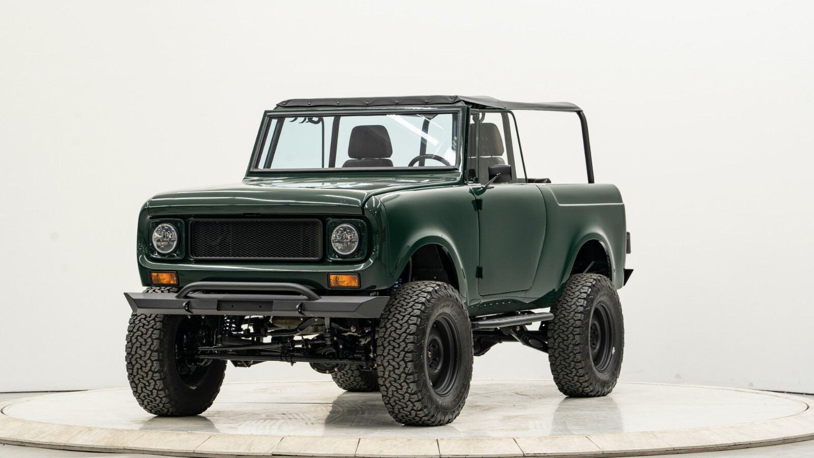 International-Harvester-Scout-1971-SUV-3