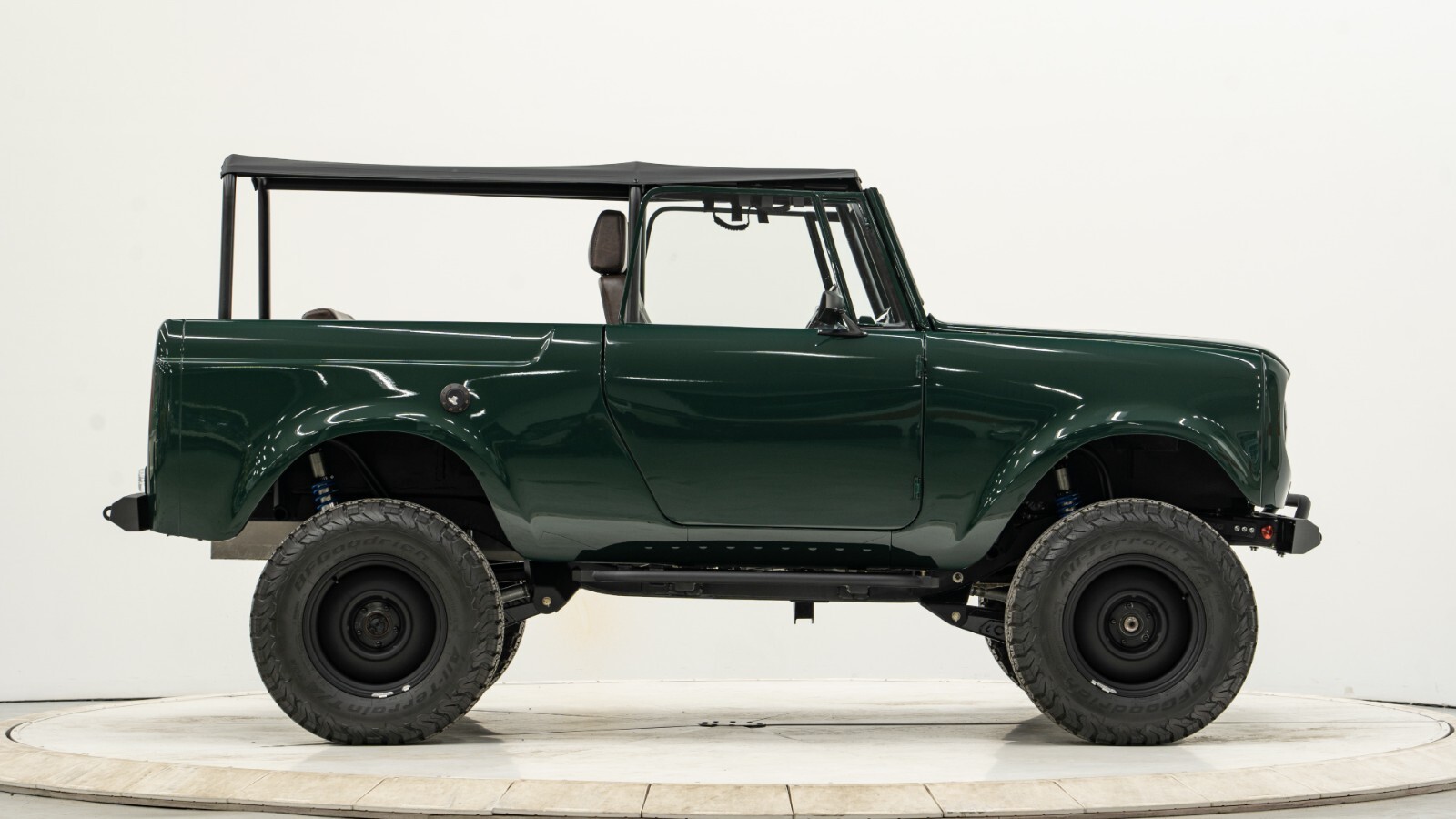International-Harvester-Scout-1971-SUV-6