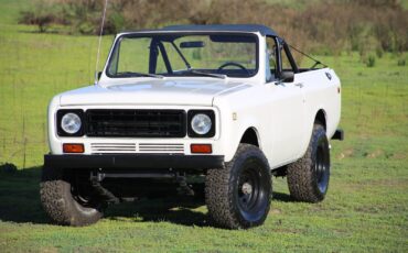 International-Harvester-Scout-1975-SUV-1