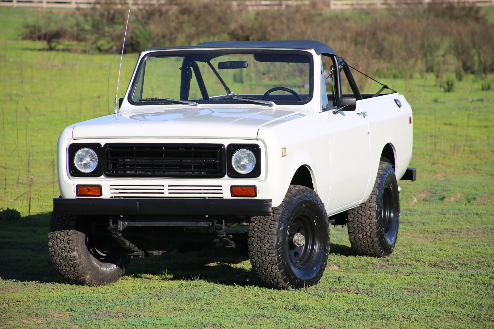 International-Harvester-Scout-1975-SUV-1