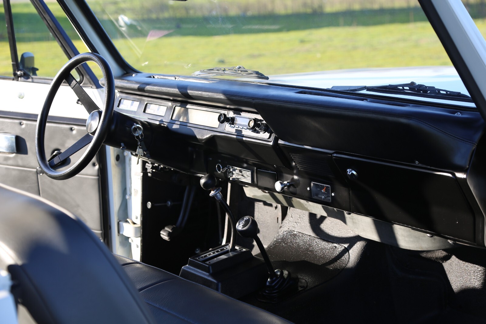 International-Harvester-Scout-1975-SUV-23