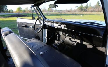 International-Harvester-Scout-1975-SUV-27