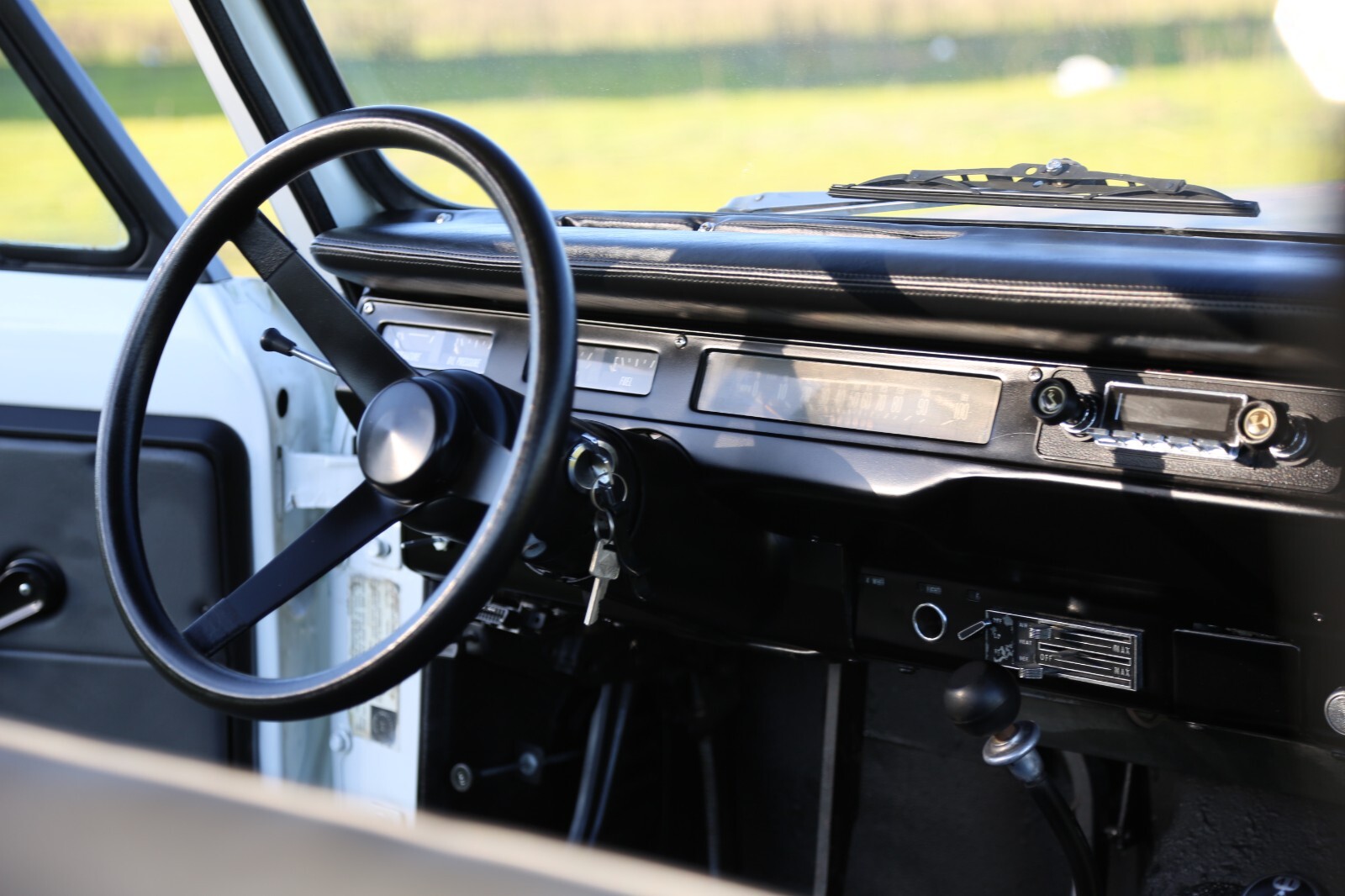 International-Harvester-Scout-1975-SUV-29