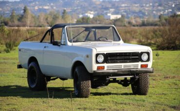 International-Harvester-Scout-1975-SUV-4