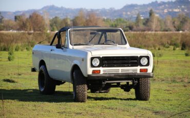 International-Harvester-Scout-1975-SUV-5
