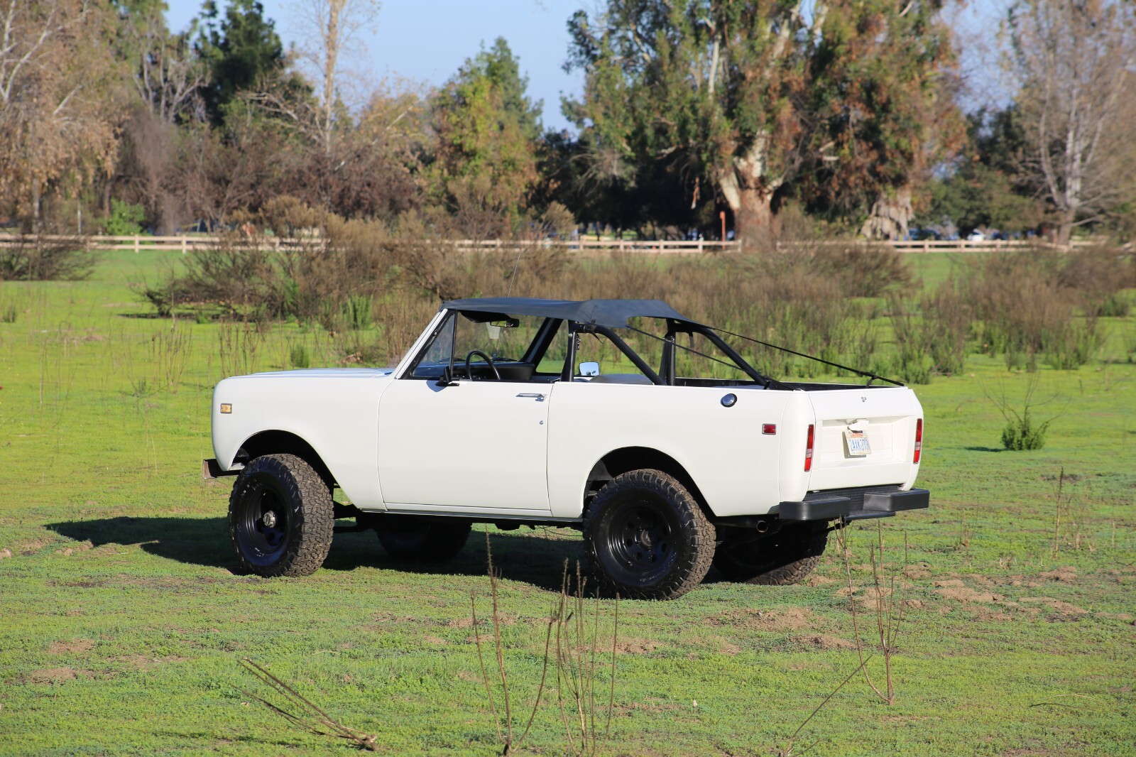 International-Harvester-Scout-1975-SUV-8