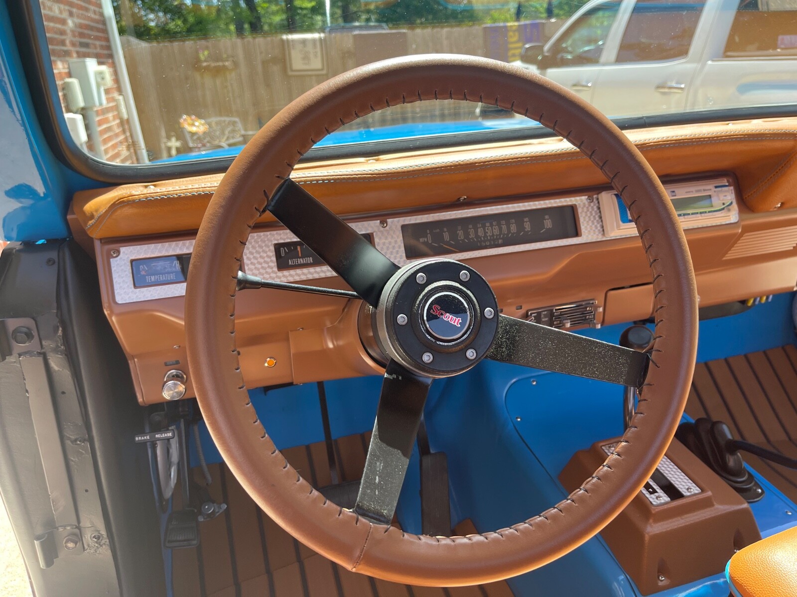International-Harvester-Scout-1976-Convertible-13