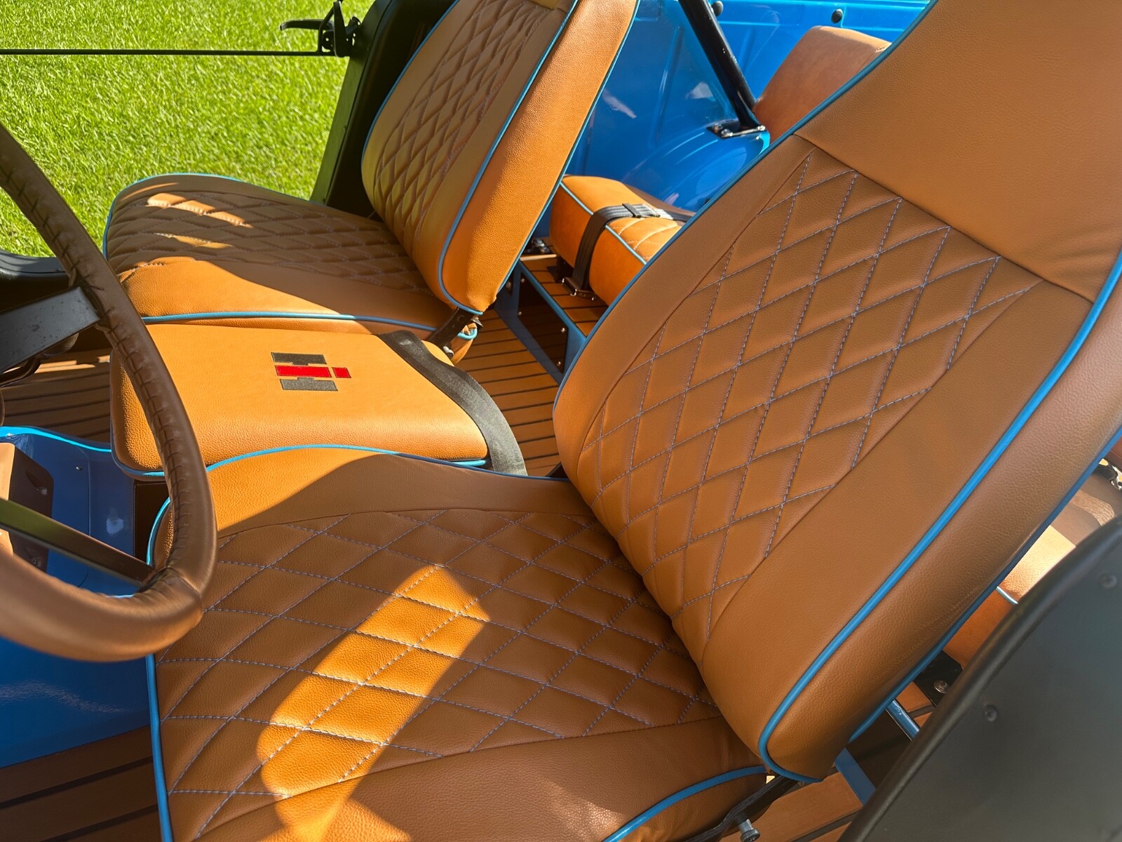 International-Harvester-Scout-1976-Convertible-6