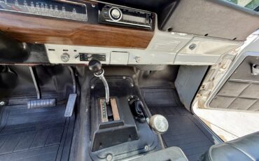 International-Harvester-Scout-1976-SUV-13