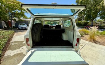 International-Harvester-Scout-1976-SUV-15