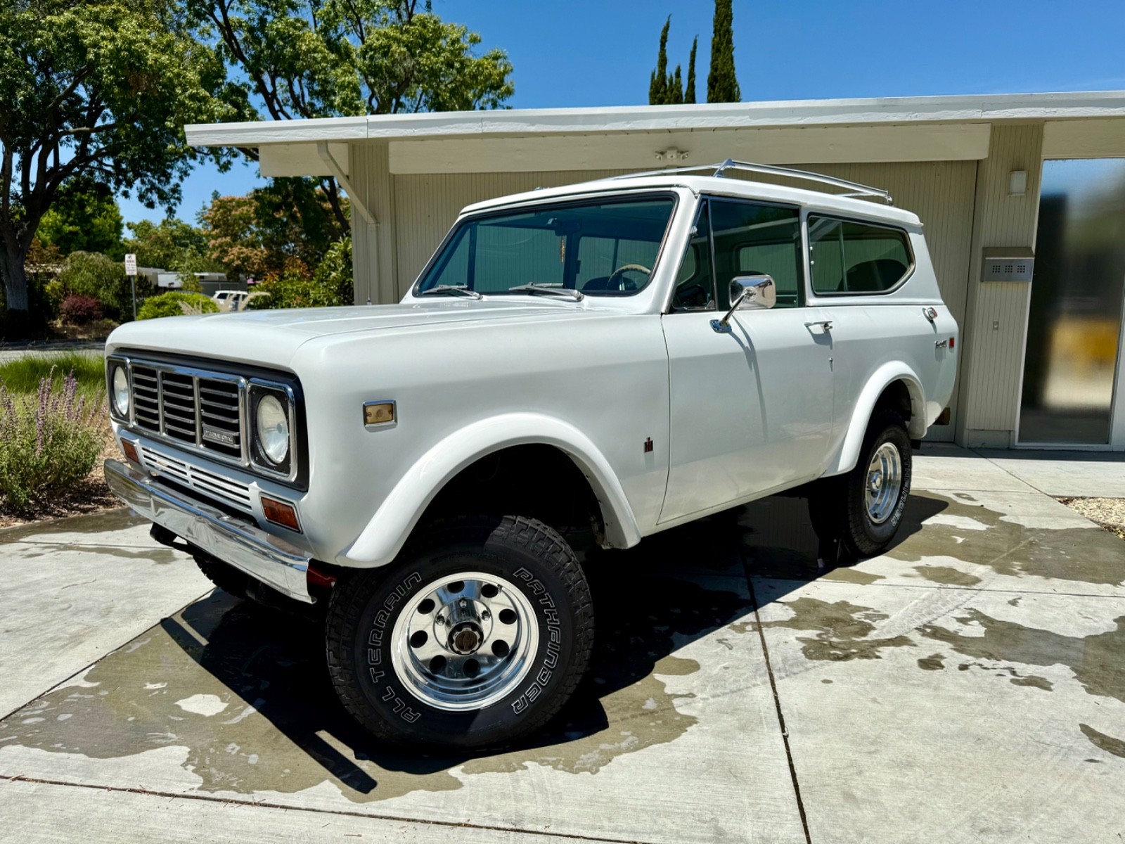 International-Harvester-Scout-1976-SUV