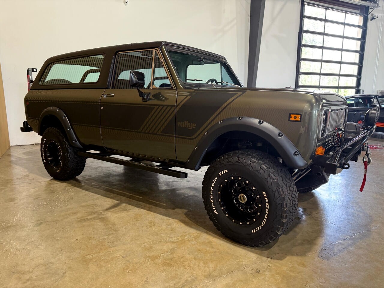 International-Scout-II-1977-SUV-11