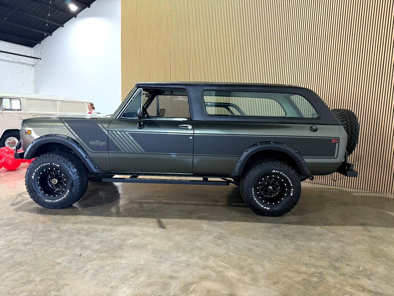 International-Scout-II-1977-SUV-28