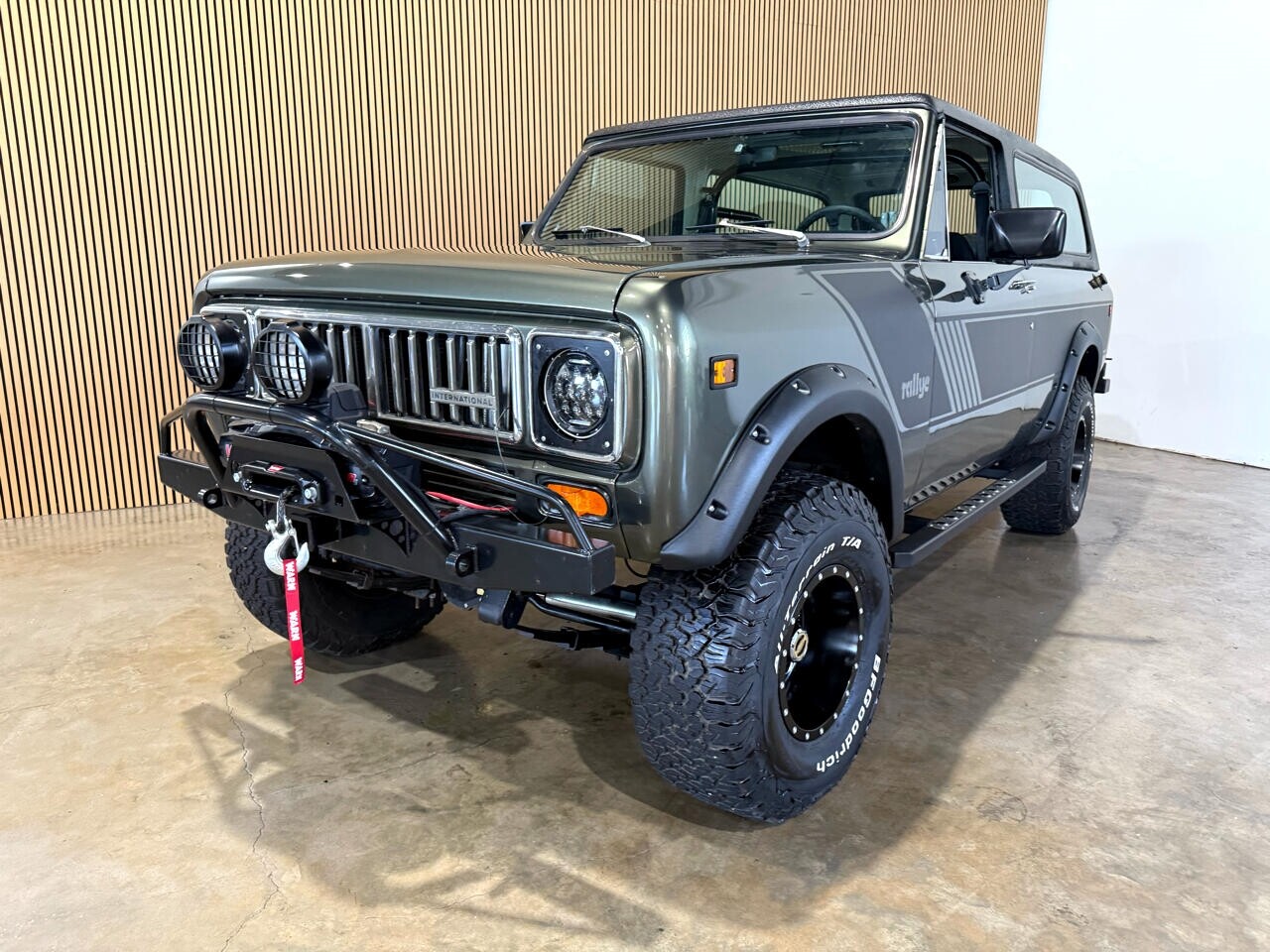 International-Scout-II-1977-SUV-3