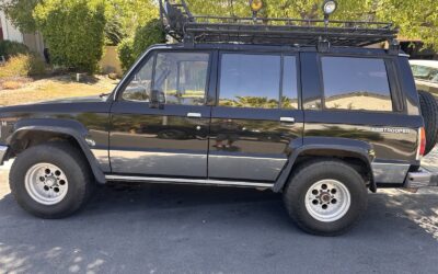 Isuzu Trooper 1990 SUV