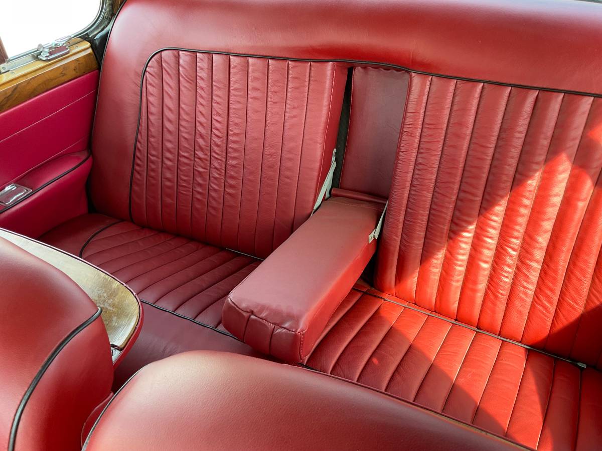 Jaguar-1960-11