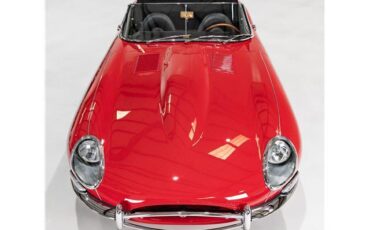 Jaguar-E-Type-1961-Roadster-11
