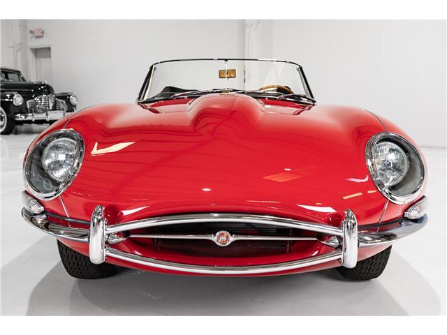 Jaguar-E-Type-1961-Roadster-3