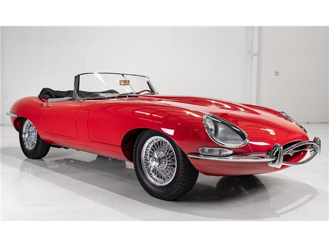 Jaguar-E-Type-1961-Roadster-4