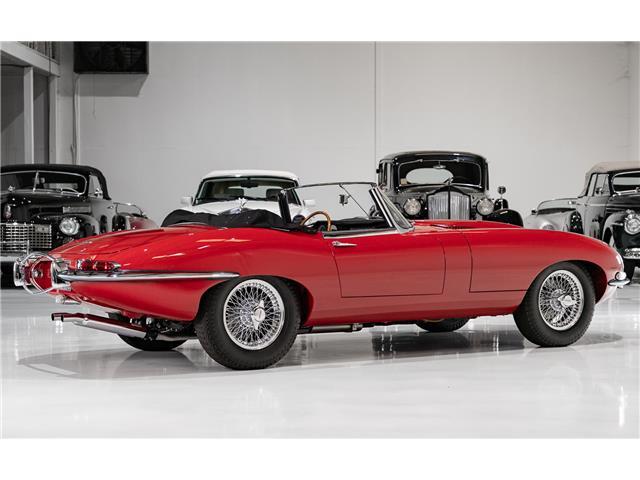 Jaguar-E-Type-1961-Roadster-5