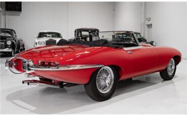 Jaguar-E-Type-1961-Roadster-6