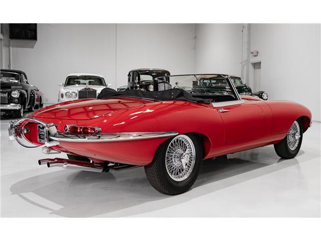 Jaguar-E-Type-1961-Roadster-6