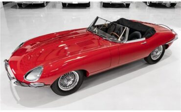Jaguar-E-Type-1961-Roadster-9