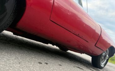 Jaguar-E-Type-1962-10