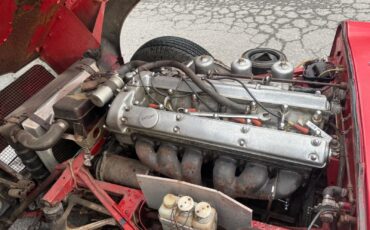 Jaguar-E-Type-1962-13