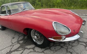 Jaguar-E-Type-1962-7
