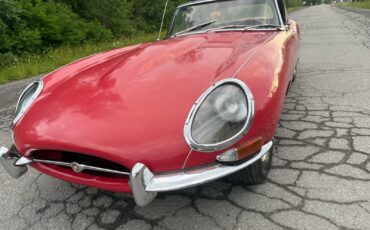 Jaguar-E-Type-1962-8