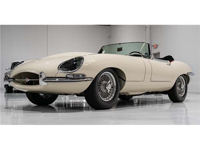 Jaguar-E-Type-1963-Roadster-13