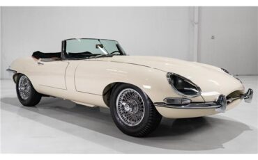 Jaguar-E-Type-1963-Roadster-4