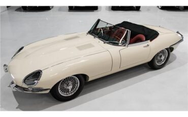 Jaguar-E-Type-1963-Roadster-9