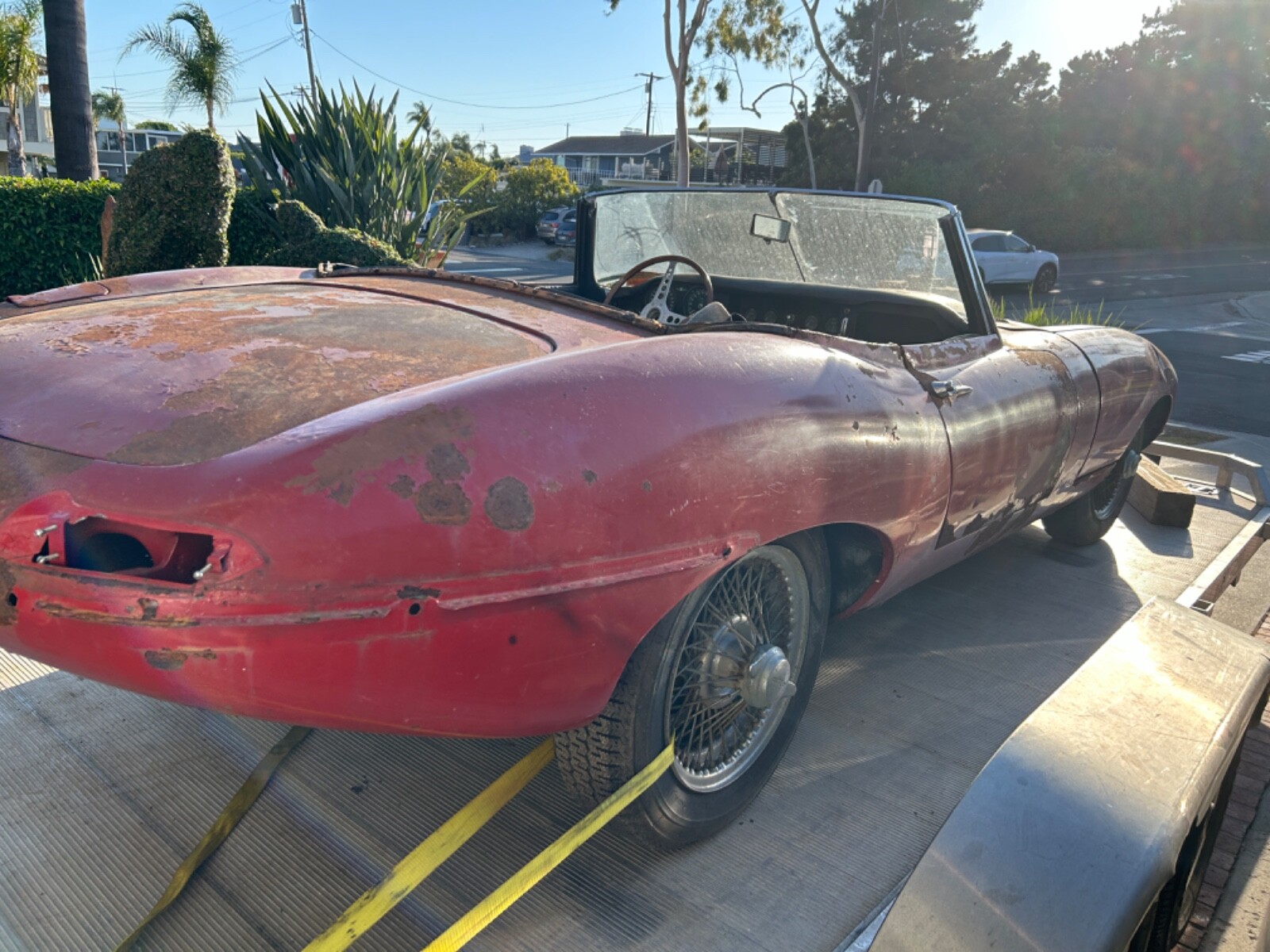 Jaguar-E-Type-1964-Convertible-5